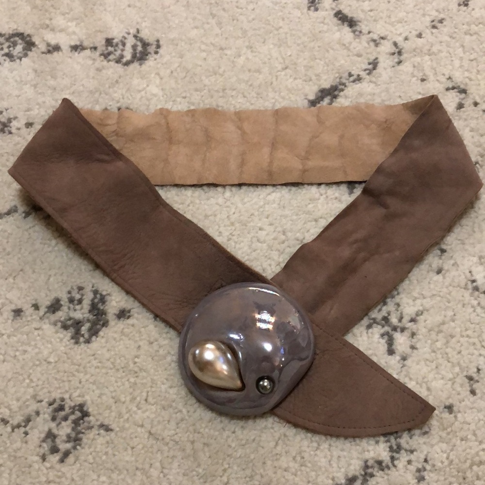 Belt-Vintage Mauve/Purple Suede Belt w/ Clay/Enamel Buckle w/Faux Pearl Accents